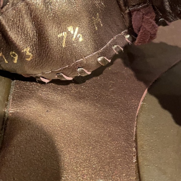 STUART WEITZMAN Bronze Mesh Gladiator Slide Thong Sandals - Picture 12 of 12